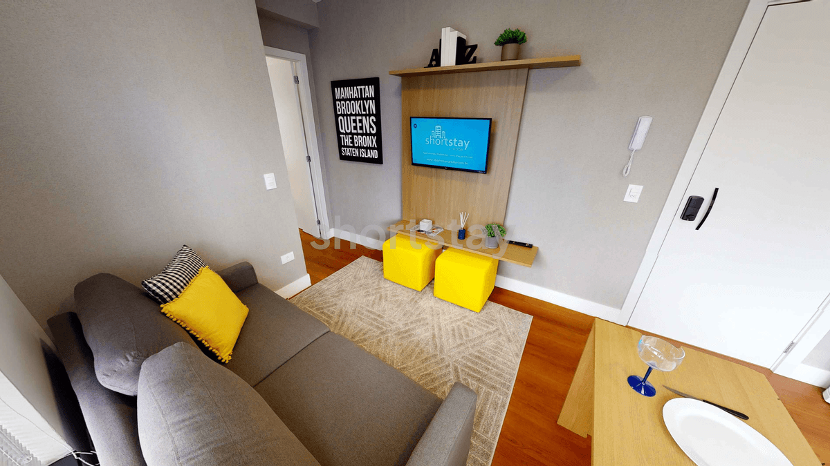 Easy Life Emiliano - Image 1