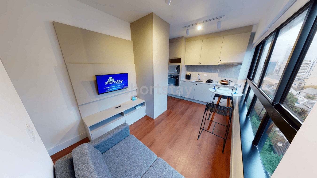 Easy Life Emiliano - Image 1