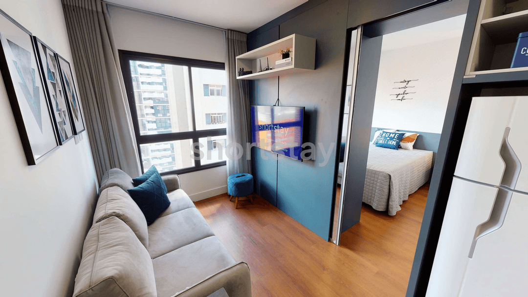 Easy Life Emiliano - Image 1