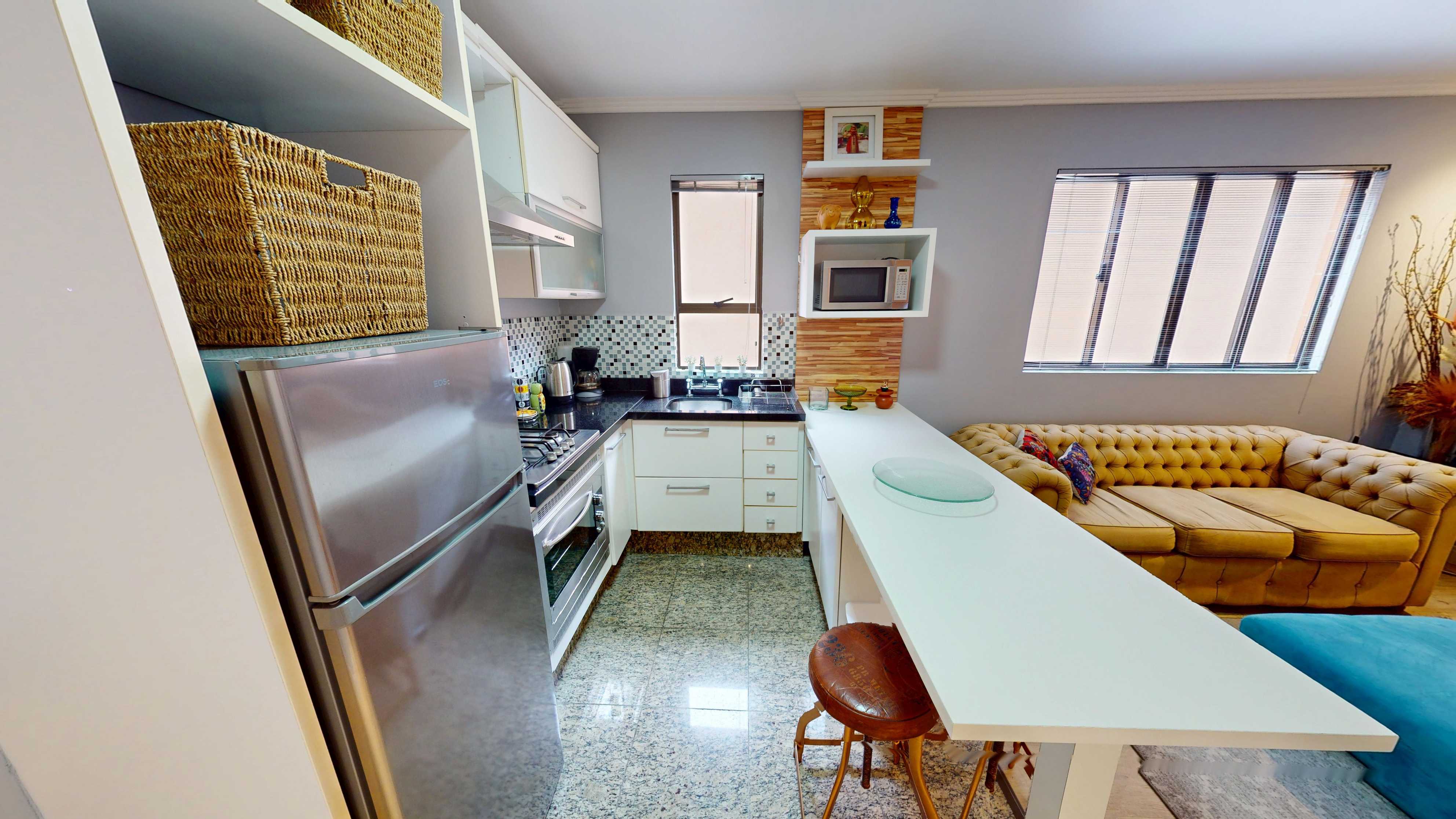 Edifício Heitor Villa Lobos - Image 1