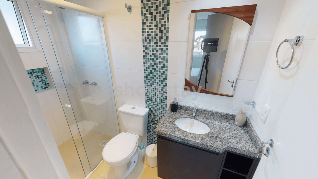 Fox Almirante - Image 1