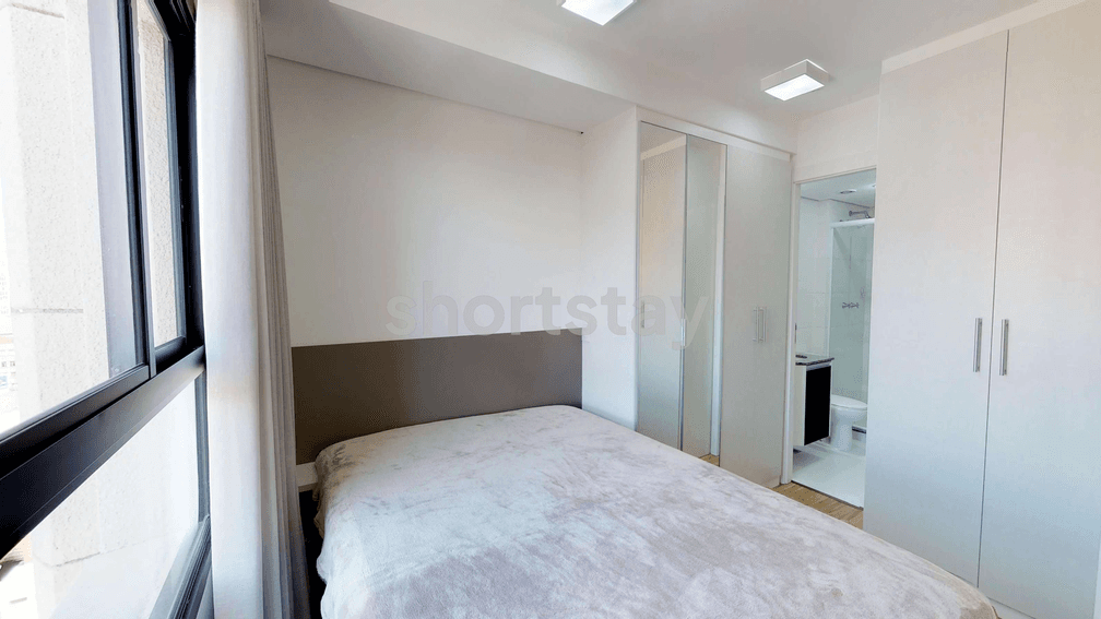 Green Center - Image 1