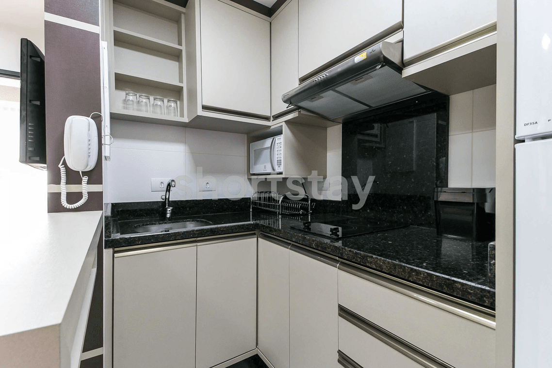 Green Center - Image 1