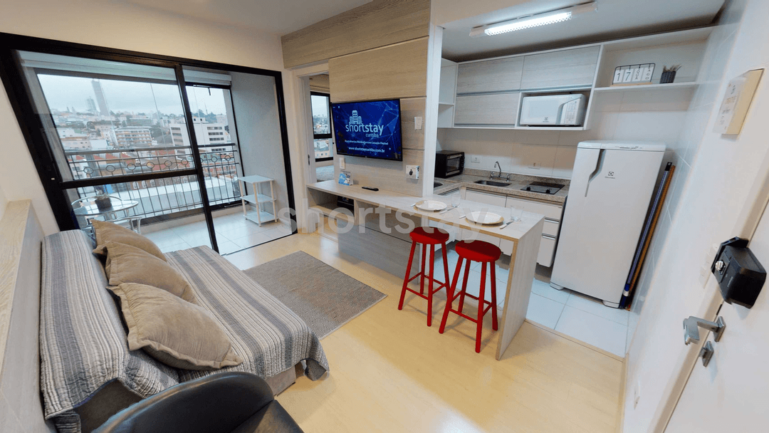 Green Center - Image 1