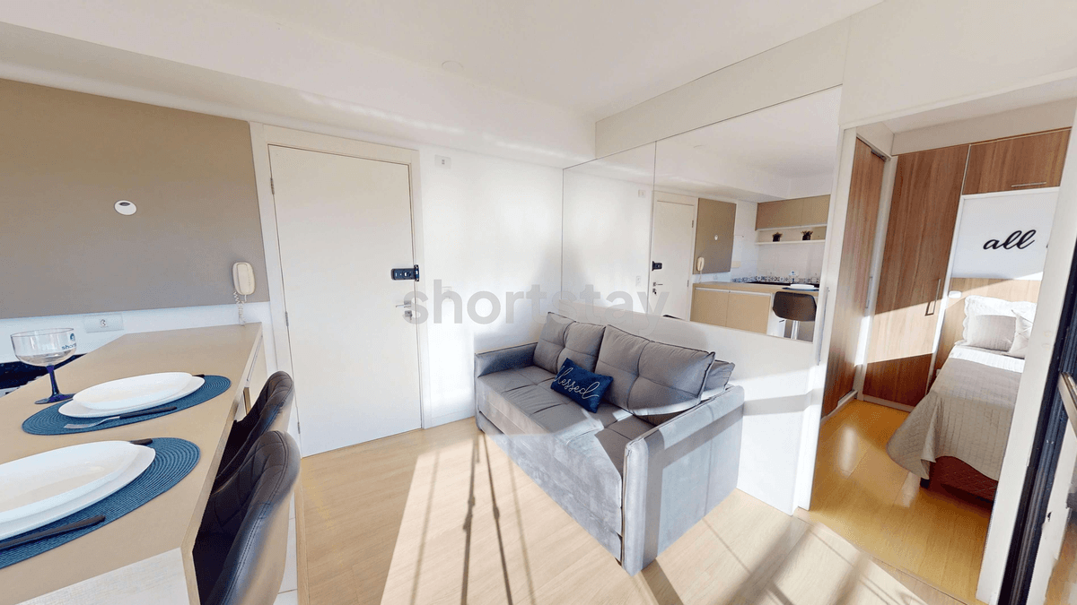 Green Center - Image 1