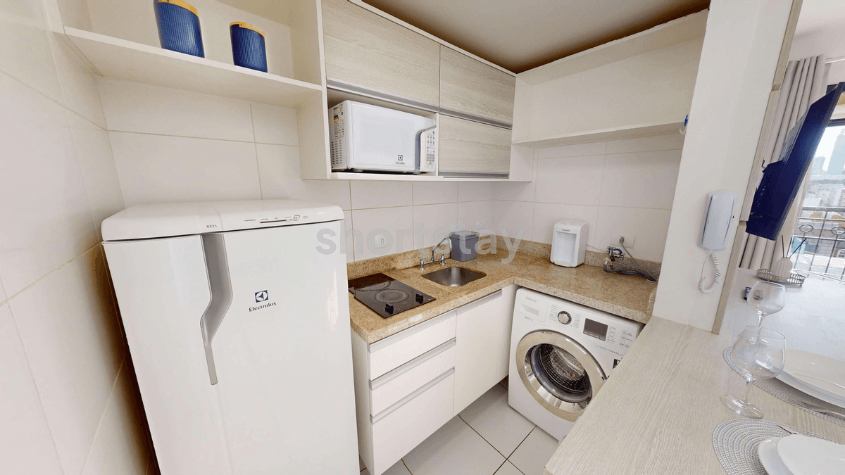 Green Center - Image 1