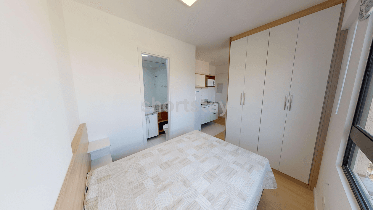 Maxi Studios - Image 1