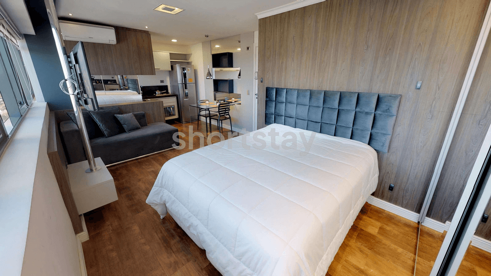 Seventh Avenue - Image 1