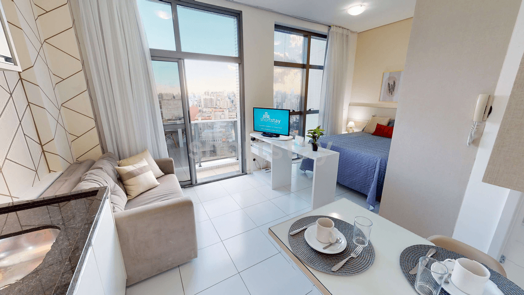 Seventh Avenue - Image 1