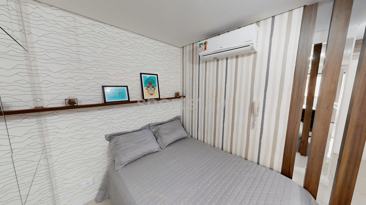 Seventh Avenue - Image 1